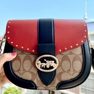 New Authentic Georgie Saddle Bag In Colorblock Signature Canvas W Rivets $398